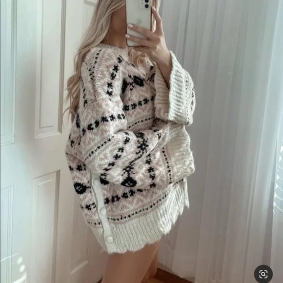 Zara Jacquard Knit Sweater With Side Vents - Picture 6 of 6